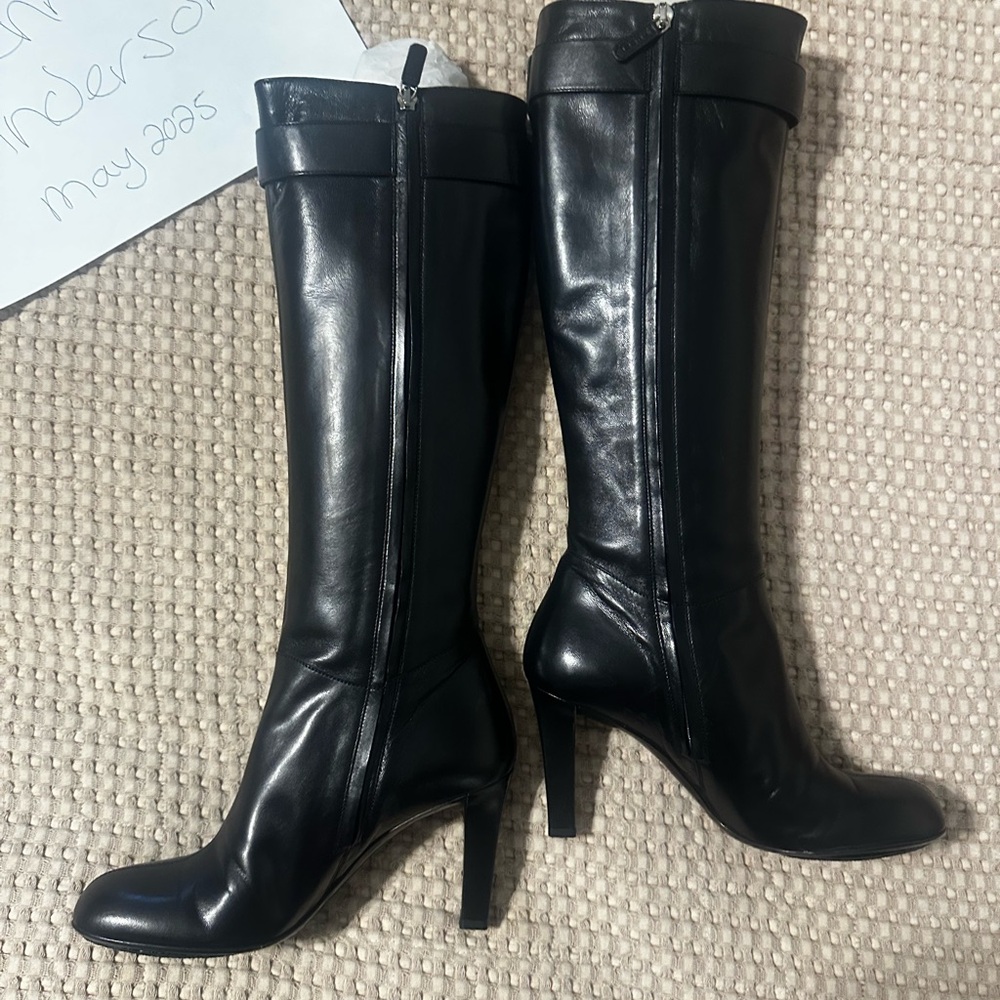 Gucci Black Leather Knee-boot - Picture 2 of 7